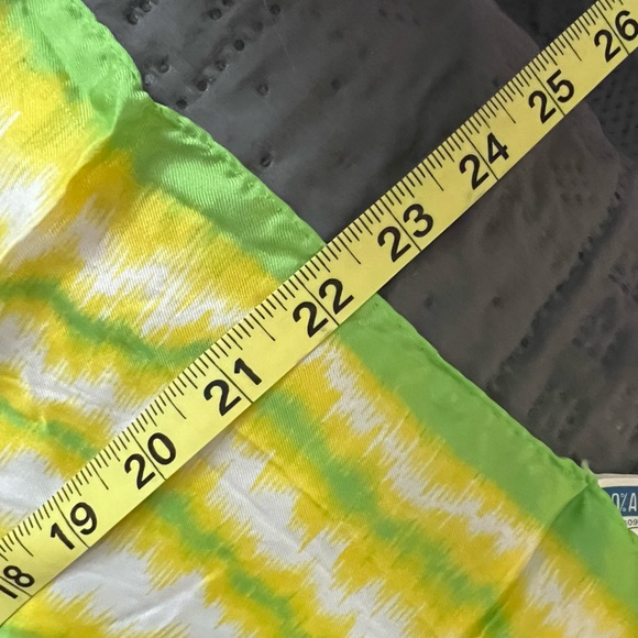 Green and yellow Tie Dye scarf or wild rag - Picture 6 of 6